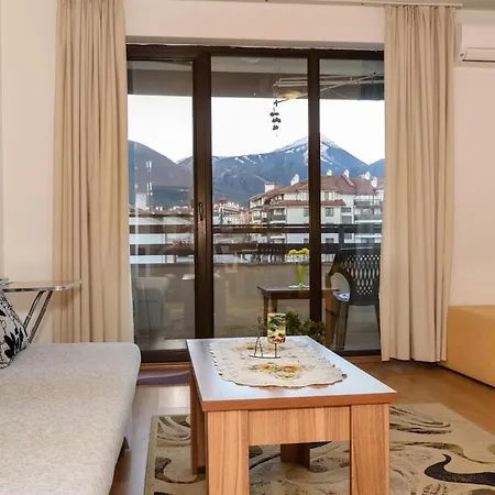 아파트 Niki's Cosy Place 반스코